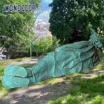 Liberty Lying Diagonally Bronze Garden Sculptures In Park