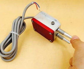 Industrial Differential Pressure Transmitter with Precise Signal Conversion and Sensor Technology for Pressure Measurement