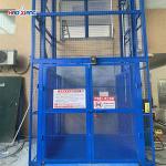 Blue 20000kgs Hydraulic Cargo Lift Elevator With Emergency Stop