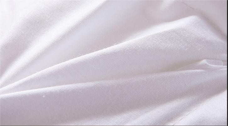 Three-Dimensional Silk Cotton Pillow Core for Hotel High Resilience Neck Protection
