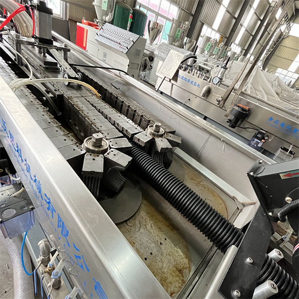 Single Wall Spiral Pipe Extrusion Line PE PP PVC Corrugated Hose Machine