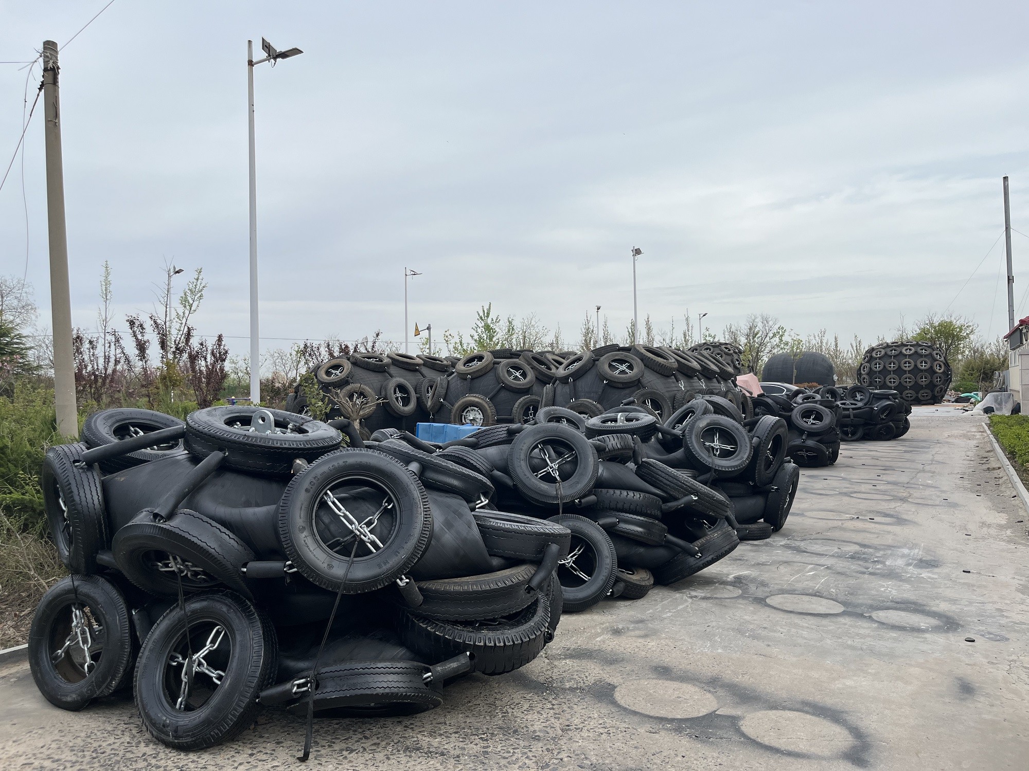 BV Certificate Yokohama Type STS STD Pneumatic Rubber Fender With Tires Net