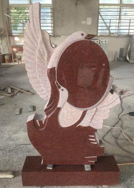 Decorative Carving Red Granite Tombstones , European Style​ Granite Cemetery