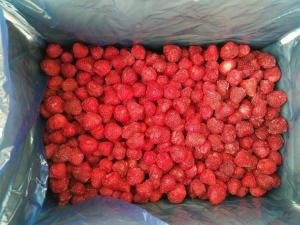 China No Artificial Colors Bulk Frozen Strawberries With Whole/ Dice / Slice Shape on sale