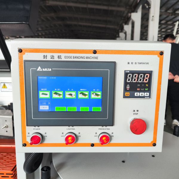 Precision Small Basic Edge Bander Compact Custom Woodworking Furniture Production