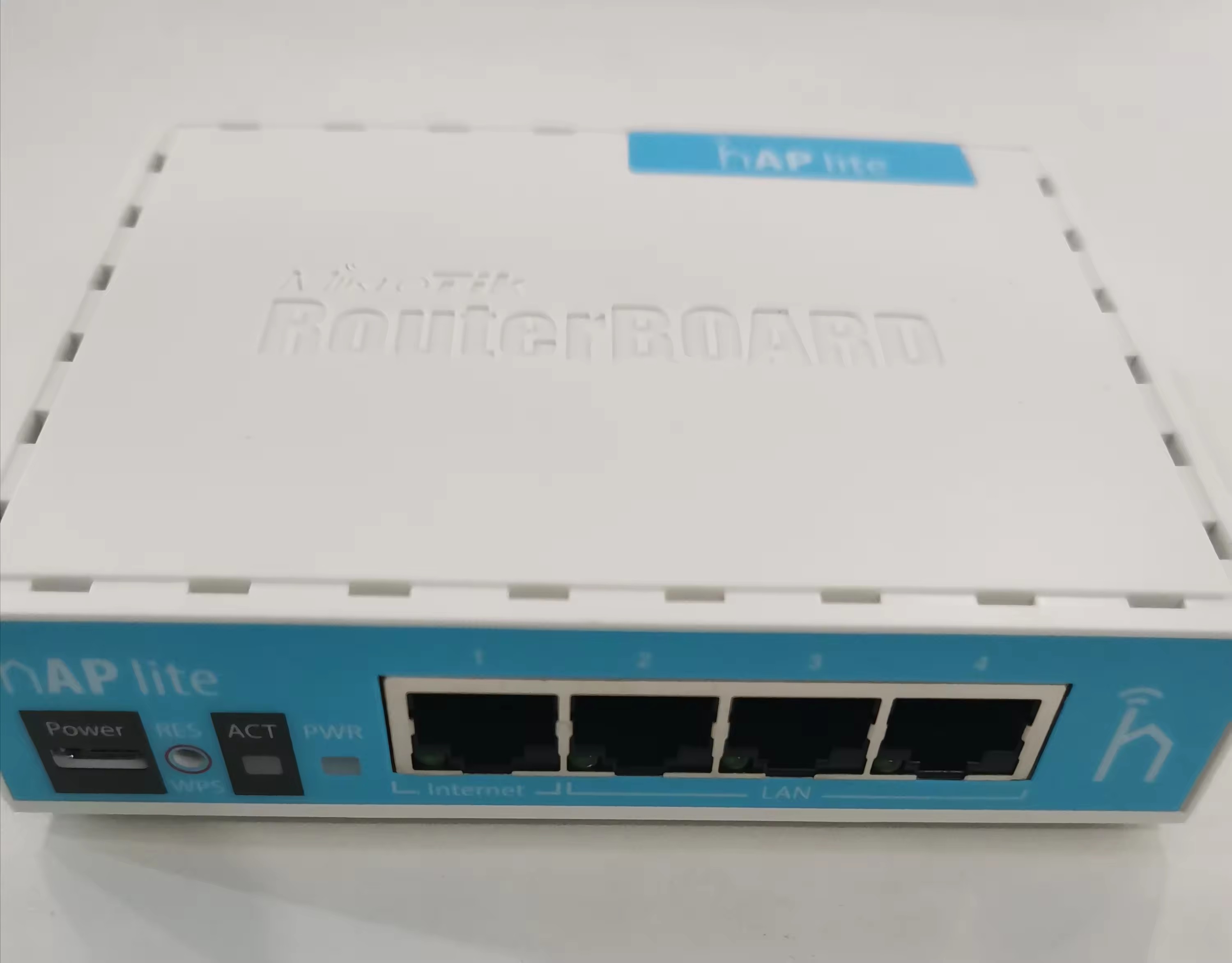 802.11b Wi-Fi Standard M Ikrotik RB941-2nD HAP Lite Router with Easy-to- Design and Max. LAN Data Rate 1000Mbps