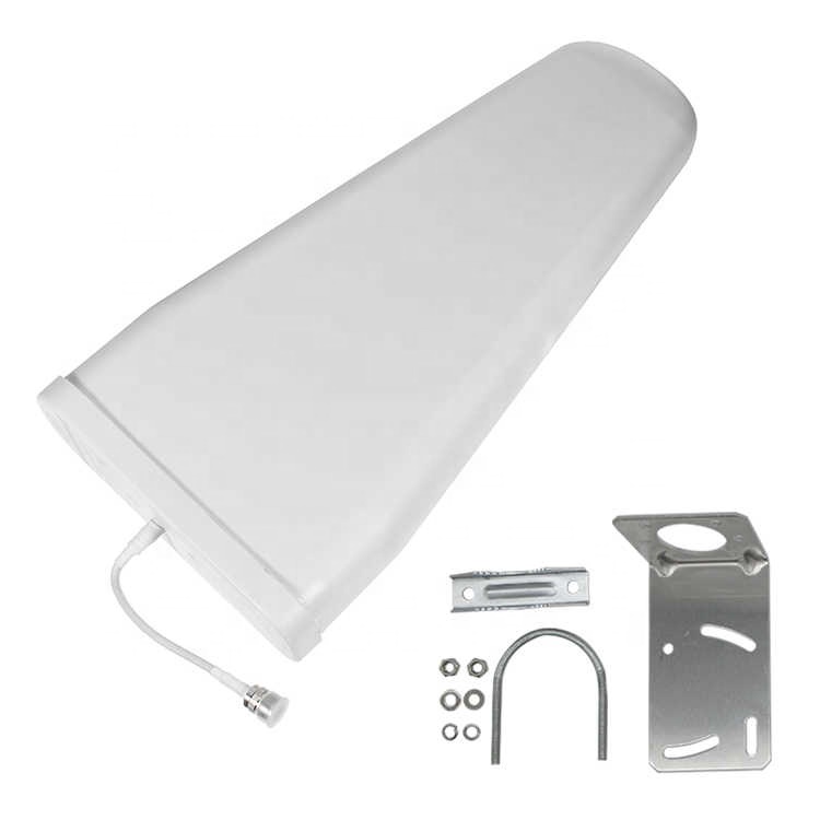 12dBi Directional LPDA Antenna for 4G LTE Network Customizable and N Female Connector