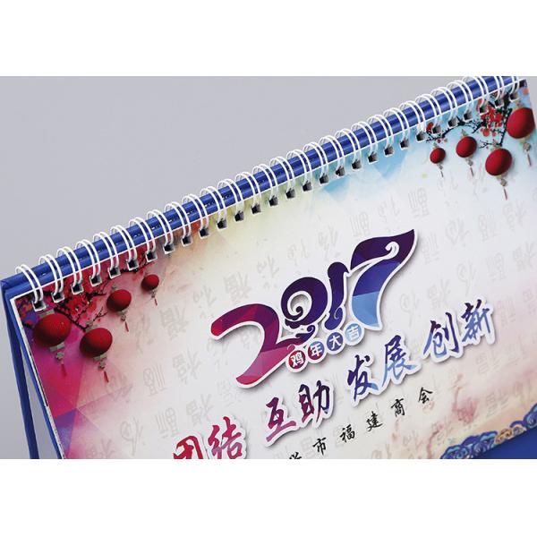 Matte Finishing Paperboard Base Office Desk Calendar With White Metal Spiral Binding
