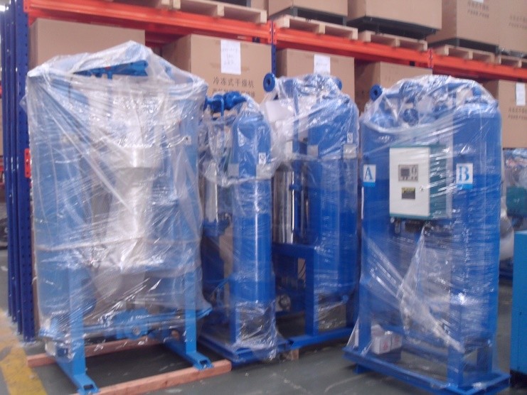 Heated Compressed Adsorption Air Dryer Less Regeneration Gas Consumption