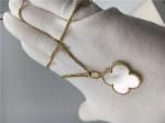 Long Yellow 18K Gold Necklace Elegant White Mother Of Pearl For Ladies