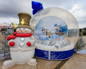 Wholesale Party Events Inflatable Christmas Decorations Air Snow Globe For Advertising from china suppliers