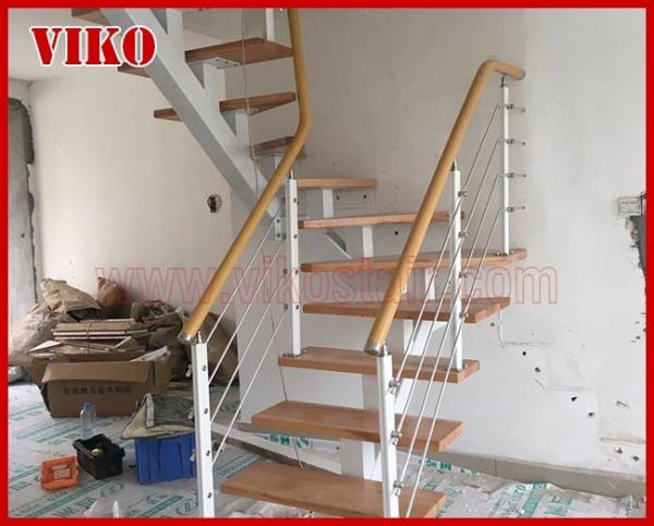 Steel Cable Stair VK96SC WoodenHandrail Treed Beech Carbon Powder-coate