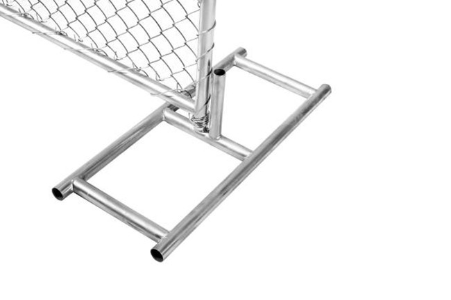 Smooth Surface 8×10 Temporary Construction Fence Panel 6x12 Silver Spray Painted