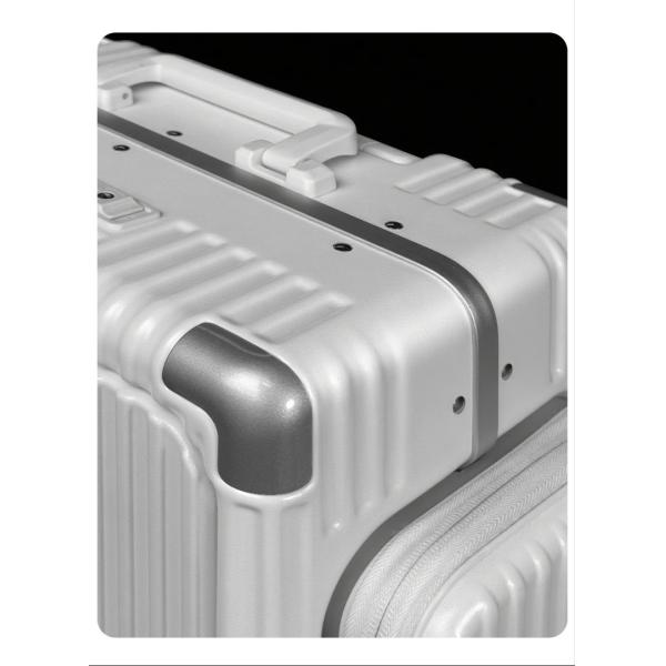 Lightweight PC Luggage