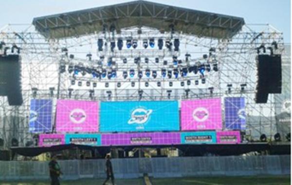 4.81mm Pixel Pitch Outdoor Rental Led Screen 500*1000mm For Background Videos