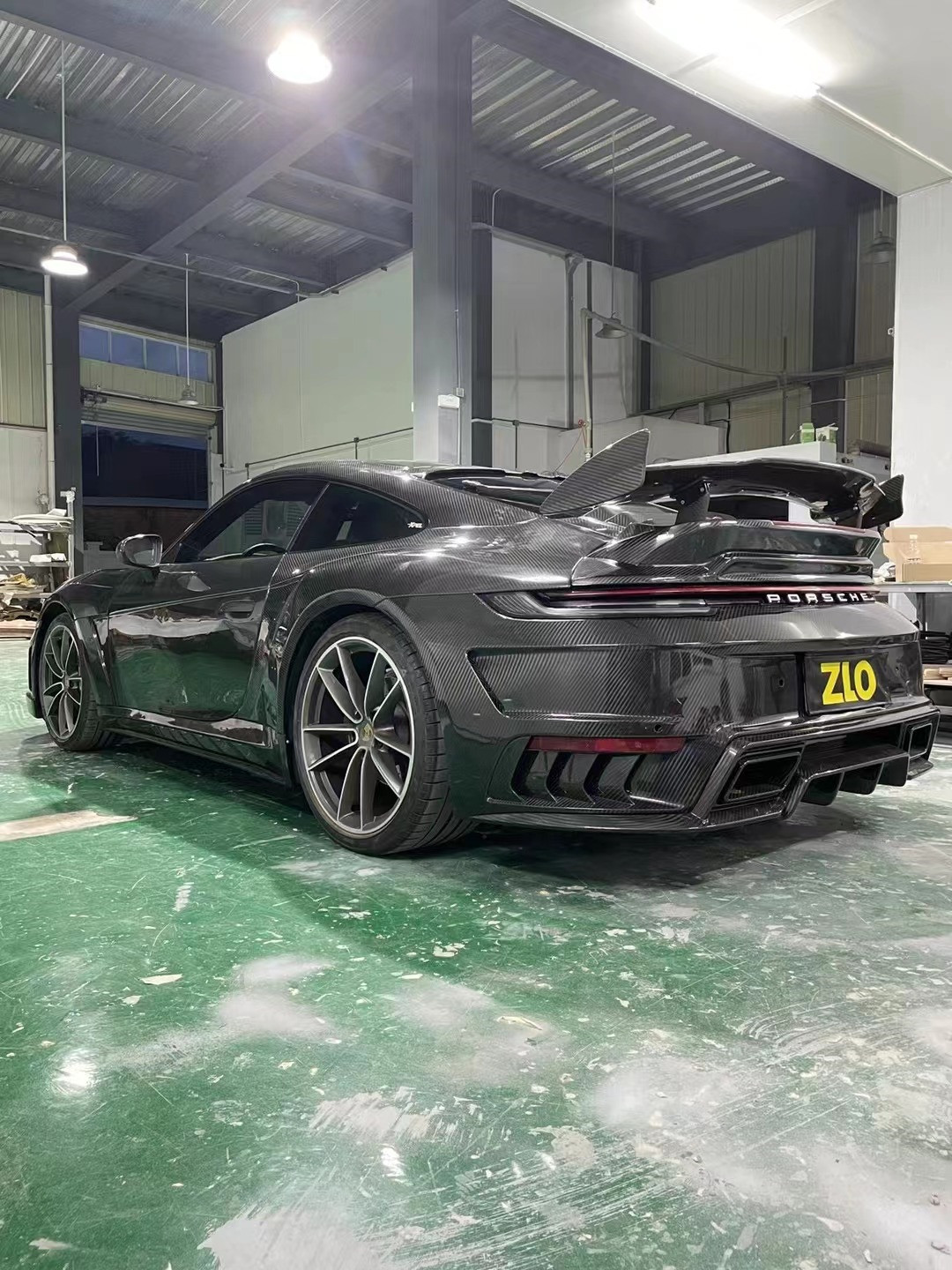 Auto Parts for Porsche 911 992 Body Kit Dry Carbon Fiber Material 911 992 Upgraded TOPCAR Style Body Kit Spoiler