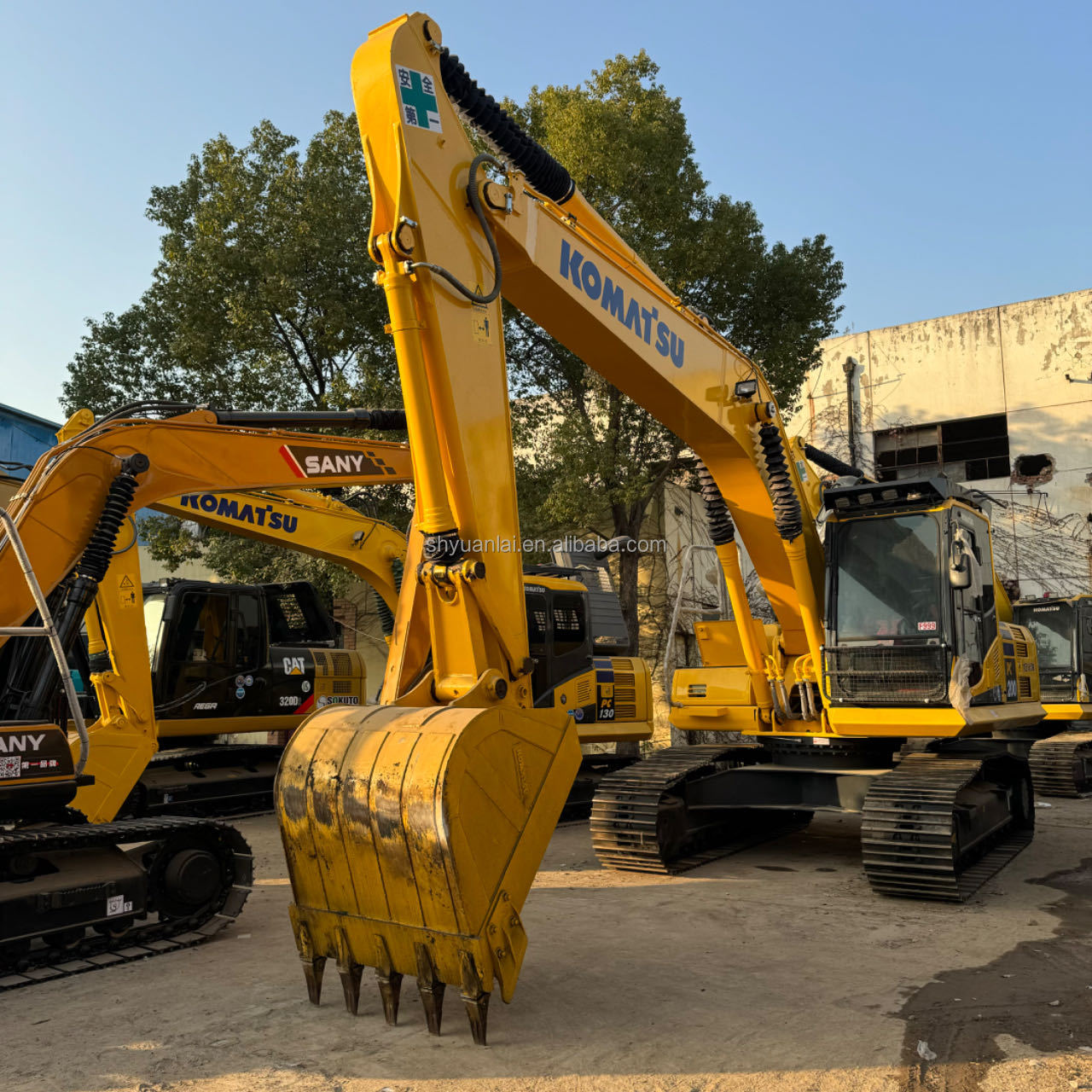 Second Hand Komatsu PC200 Excavator Original Hydraulic Pump and Cylinder for Crushing