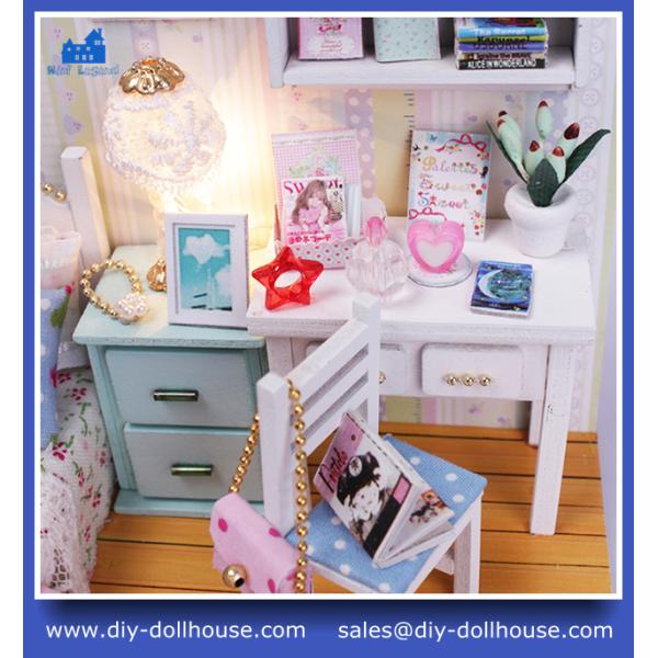 funny children educational toy diy wooden dollhouse M013