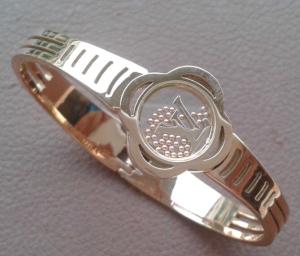 Wholesale 316L S.Steel Ladies 14K RGP PLATING Italy Paris Design ROUND LOCKET Style Bracelet Bangle from china suppliers