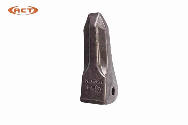 Carborn Steel Bucket Teeth Excavator Spare Parts OEM 14530544RC EC21ORC