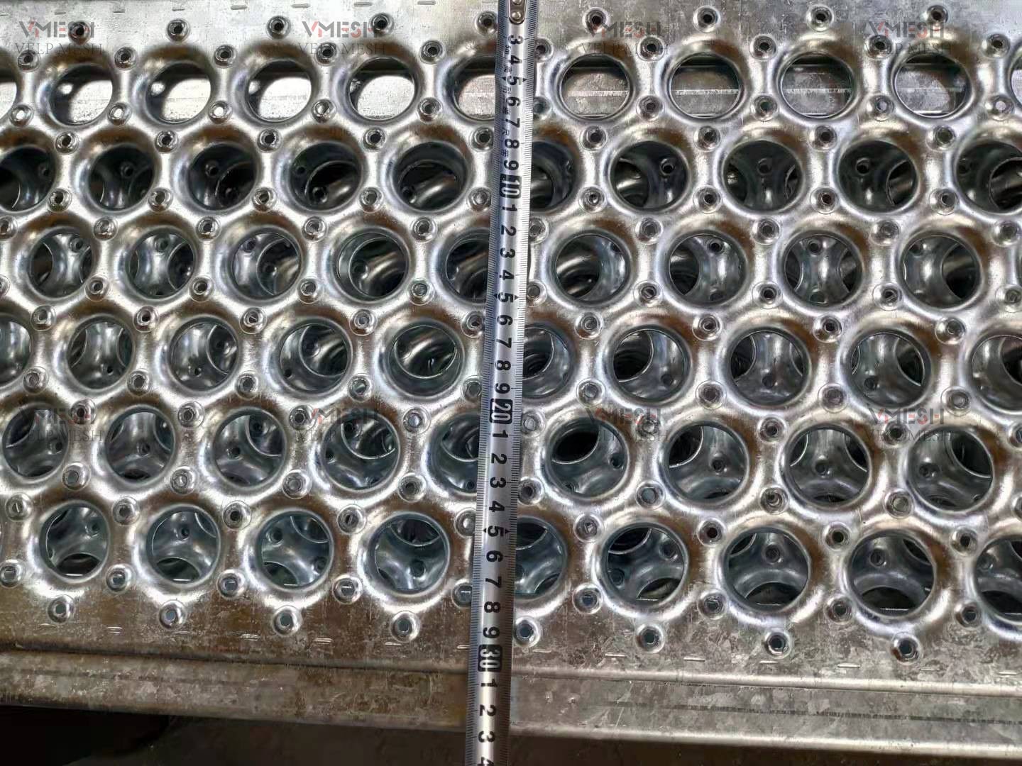 Aluminum Round hole Perf O Grip Safety Grating For Walkway Platform