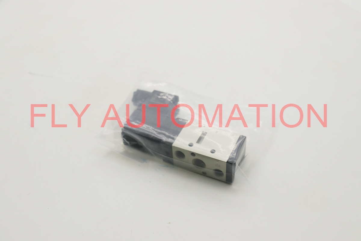 SMC EVF3133-5YOB-02F VALVE PILOT BODY PORTED VF3000 SOL VALVE 4/5 PORT