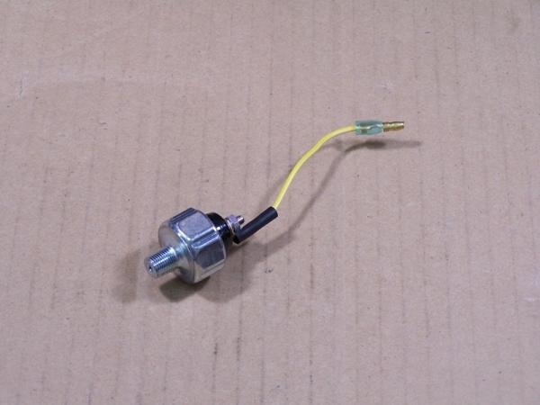 1-82410033-0 1824100330 ISUZU Excavator Spare Parts ZX70 4JG1 Oil Pressure