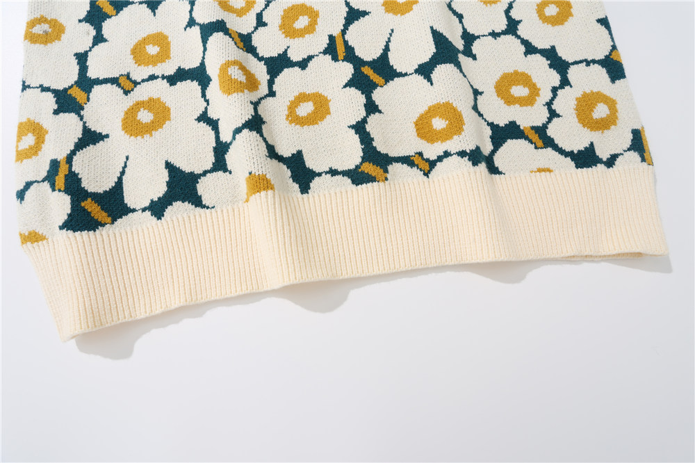 Floral Printing Bespoke Sweaters Round Collar Cotton Polyester Blend Sweaters