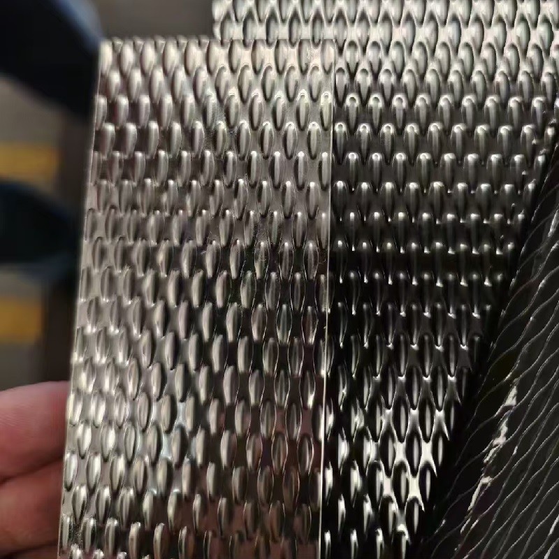 AISI304 Stainless Steel Sheet Embossed Finishing For Decoration SS Sheet 0.5 - 2.0mm