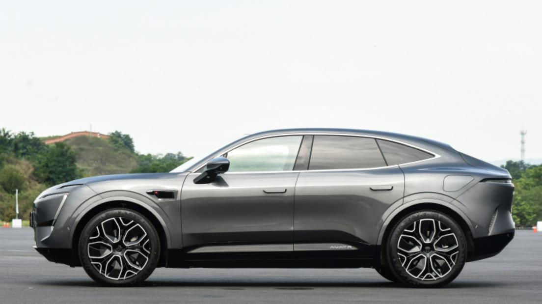 2022 top supply A Vita 11 Ultra-Long Battery Life Ternary Lithium Battery Pure Electric SUV