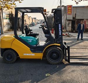 Wholesale Komatsu 30 3 Ton Second Hand Diesel Forklifts Three Stages And With Side Shift from china suppliers