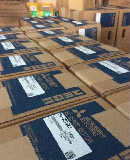 MR-J4-700A Mitsubishi Servo Amplifier Mitsubishi MR-J4 Series 7KW Servo Diver 100% Original adn New