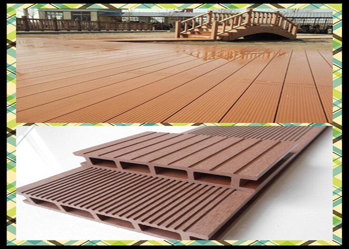 PVC Roof Polyurethane Foam Machine Wooden Pallet For Buidling Advertisement