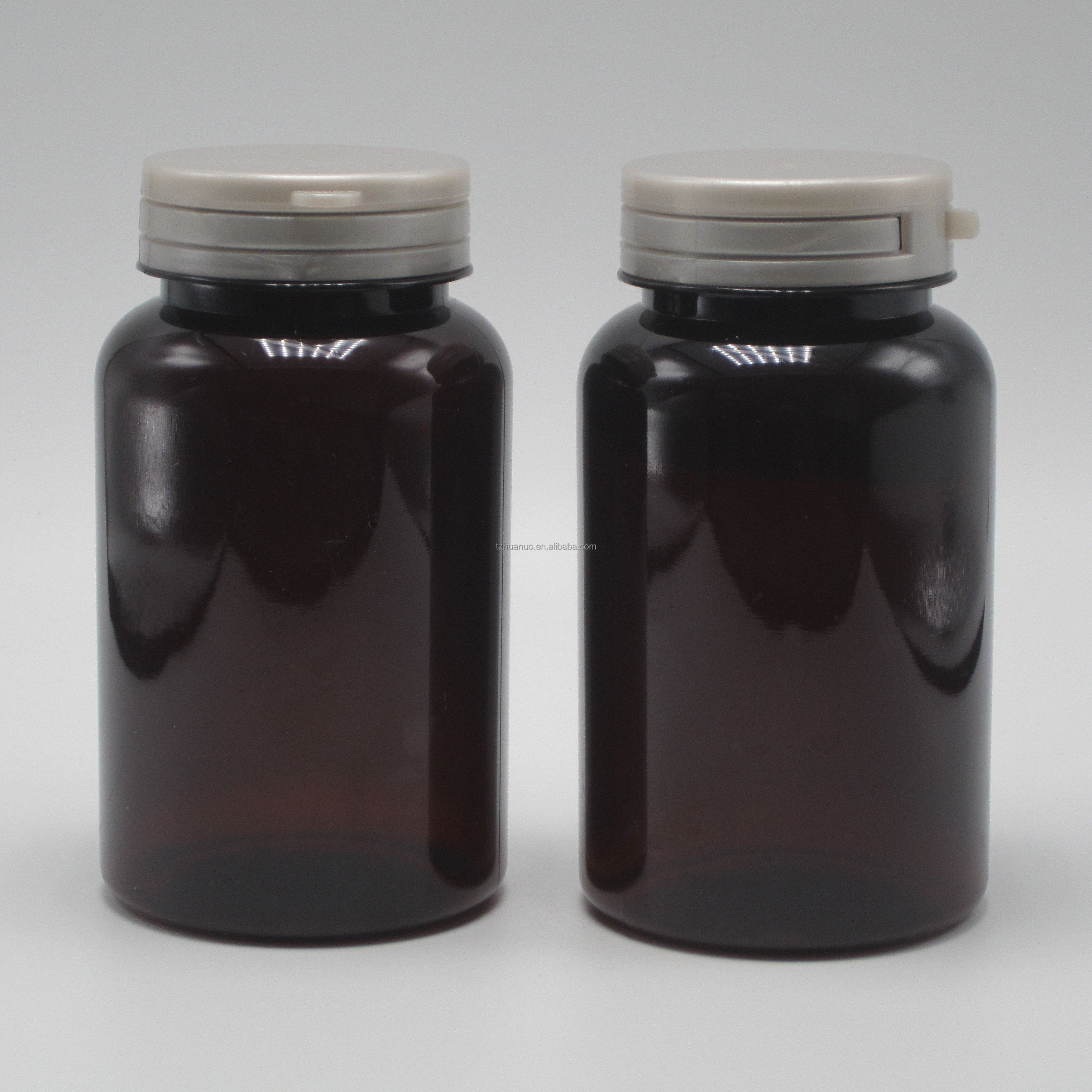 Round Shape 220ml PET Plastic Bottle with Tear-Off Cap Custom Label Printing Service
