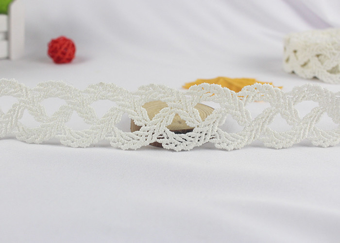3.3cm Wide White 100% Polyester Scalloped Lace Trim Leaf Pattern For DIY Sewing