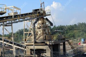 Wholesale Energy Saving Gyratory Crusher Max Feeding Size 1100mm-1500mm With AC Motor from china suppliers