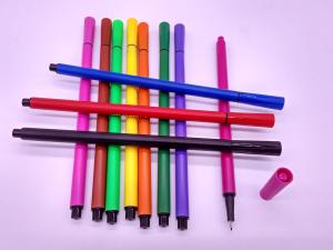 Wholesale round barrel Fineliner pen,0.4mm drawing fineliner marker pen,round body fineliner from china suppliers
