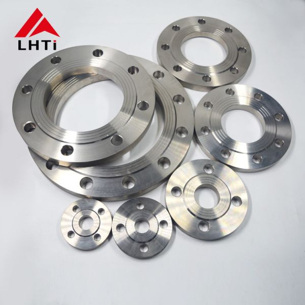 Titanium flange product image showing industrial-grade PL DN40 RF25 ANSI flange