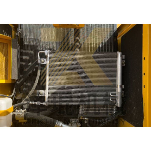 Used Komatsu PC220-8 Excavator with Original Hydraulic Pump For Sale