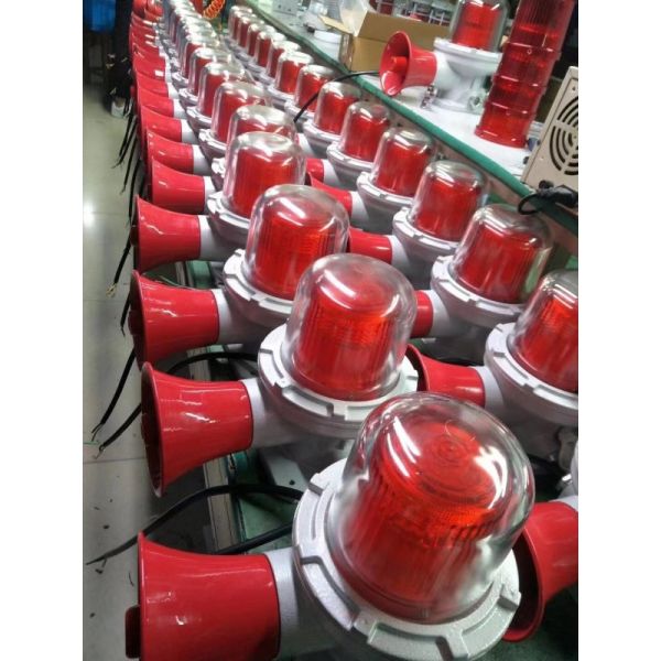 Explosion proof LED alarm light installation example
