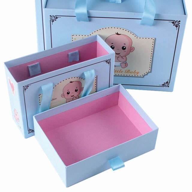 Born Baby Gift Set Box with Handle and Custom Print Foldable Magnetic Flap Closure