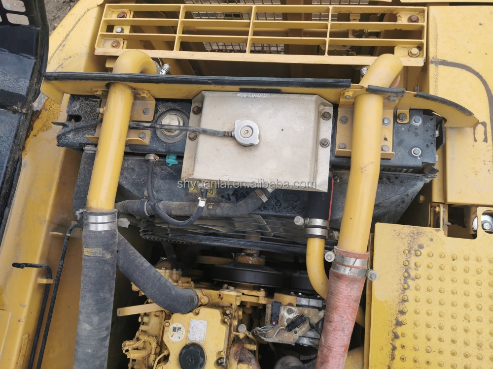 CAT320D2 Excavator With Soft Steel Design Operating Weight 21100 Bucket Capacity 1.0m3