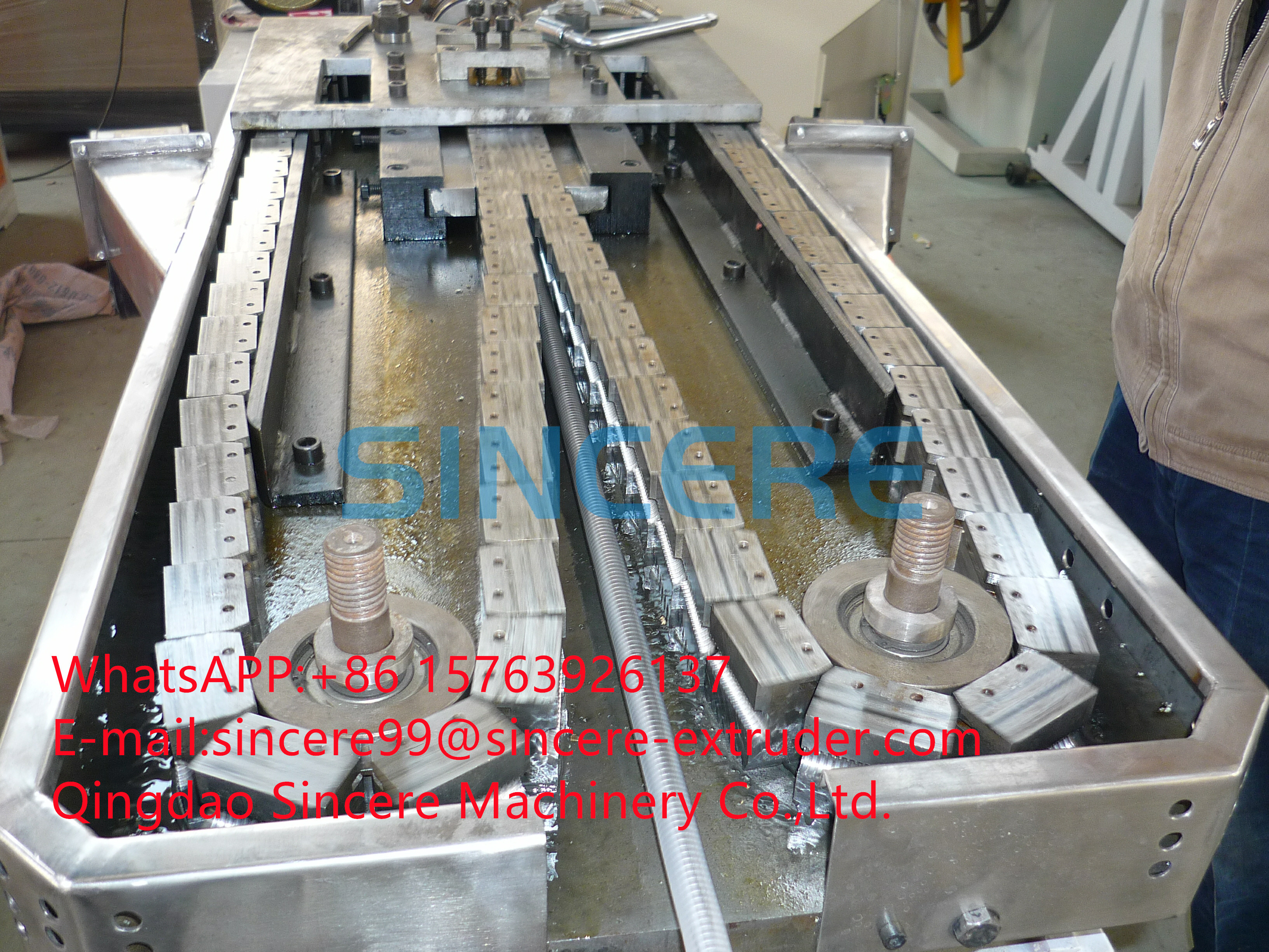 Single Screw Or Twin Screw Corrugated Pipe Extruder Machine With ABB Inverter