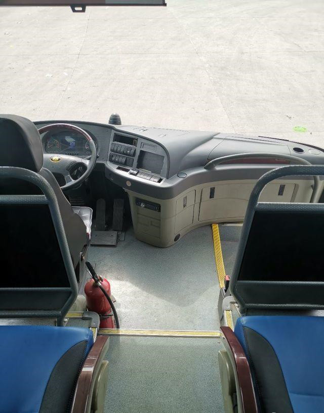 2015 Year 47 Seats Used ZHONGTONG Coach Bus LCK6101 With Air Conditioner For Tourism