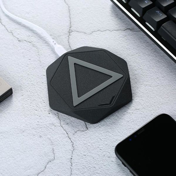 Portable 10W Distance 5mm Desktop Wireless Charger For Smartphones