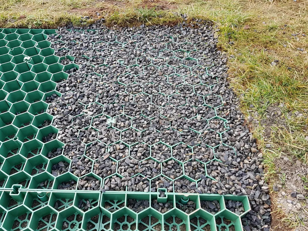 High Quality HDPE Plastic Permeable Grass Grid Pavers Grass Grid Pavers Used in Parking Garden