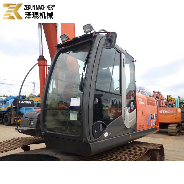 Long Reach Boom Hitachi ZX200LC Excavator with 20 Tons Capacity and Low Working Hours