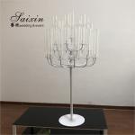 New wedding decoration tall gold metal candelabra with glass chimney