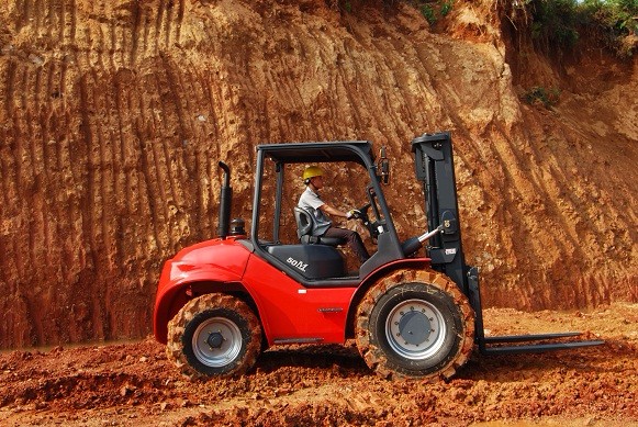 Backhoe Loader FD35 3.5 Ton Rough Terrain Forklift with Japanese Engine and Side Shifter