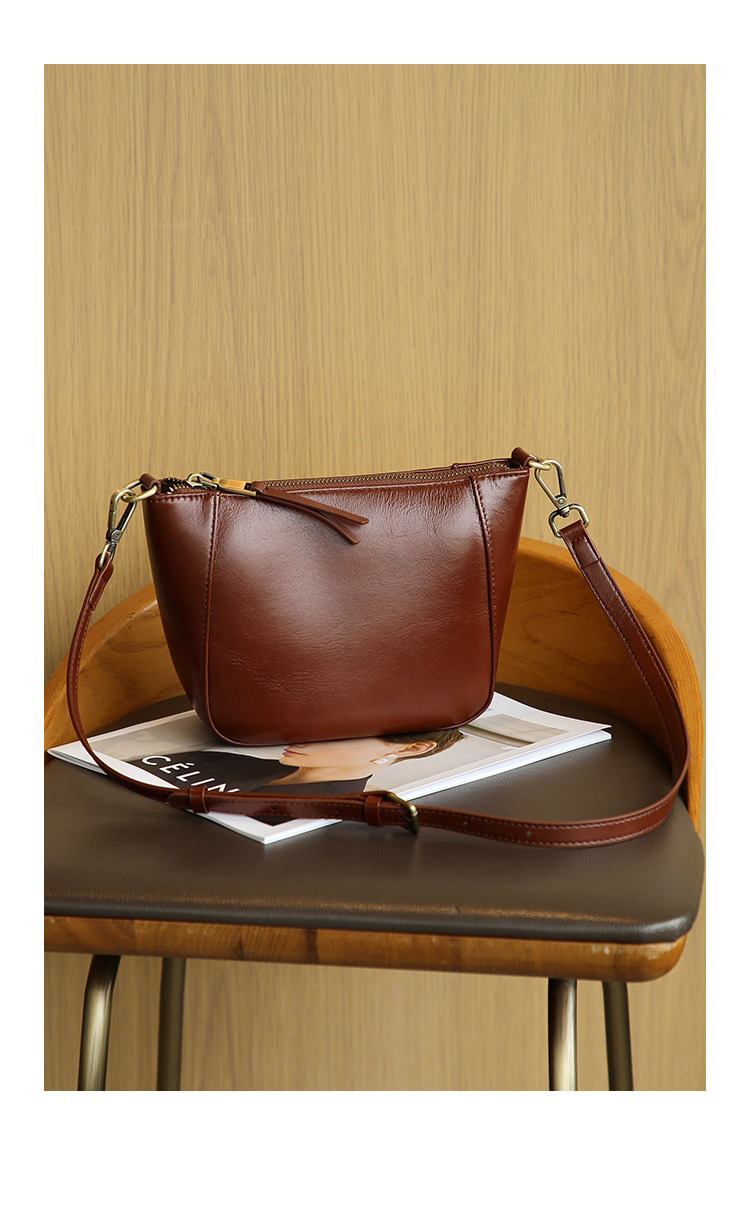 Small and Popular High End Fashion Simple Shoulder Bag with Custom Logo Avaliable